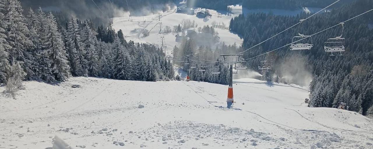 Annaberg a hét elején, a tartomány nyugati felében a pályákon kívül is téliesebb a látkép - Fotó: Annaberger Lifte
