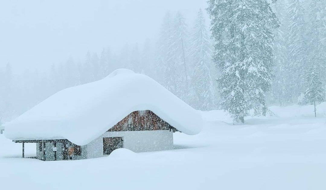 Val Pusteria (Puster-völgy): méternyi friss hó